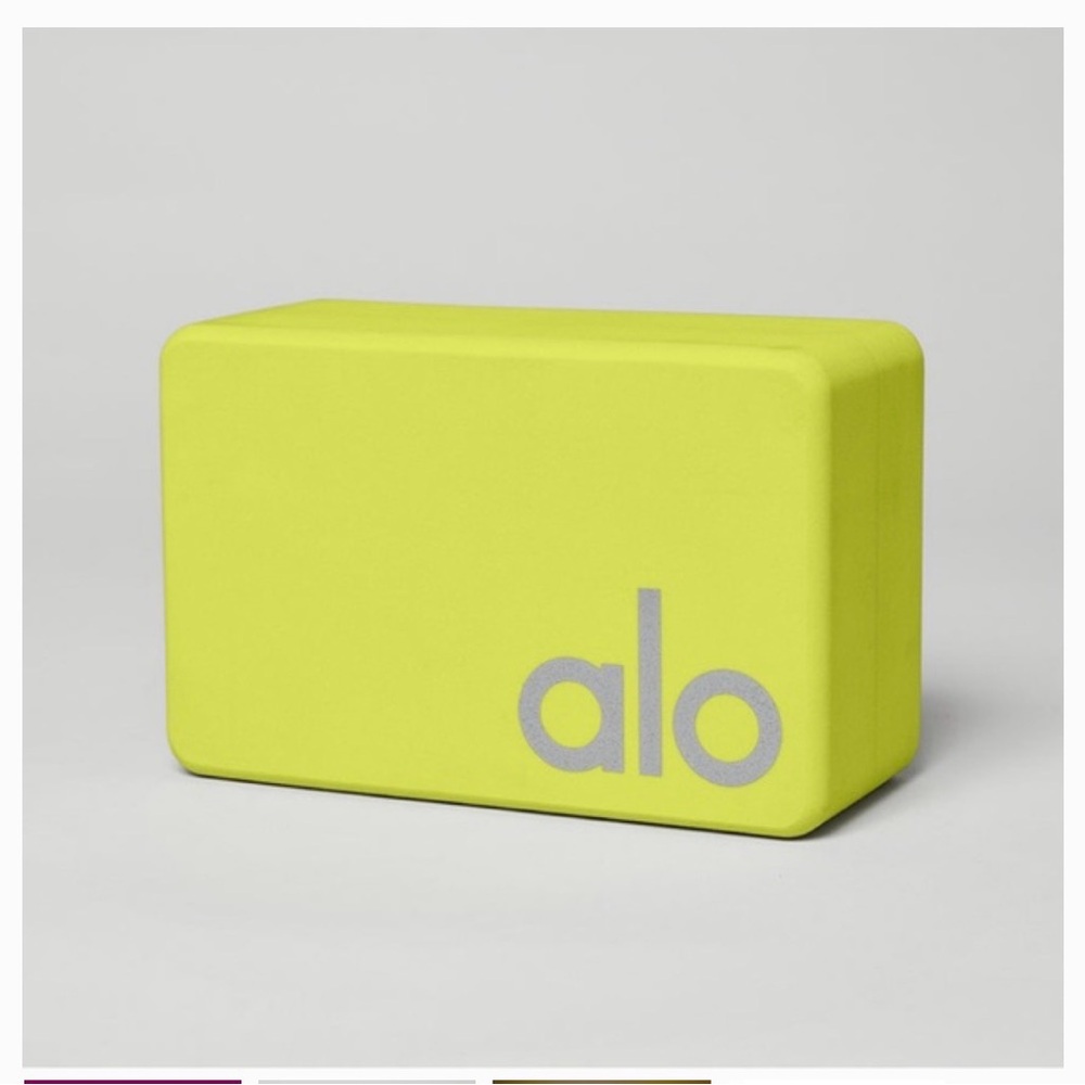 Alo Yoga Block